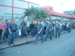 Fotos da assembleia na portaria da Usiminas dia 29/05